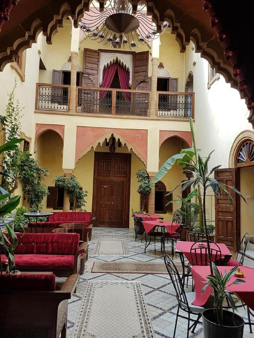 Riad Marlinea Sale Exterior photo